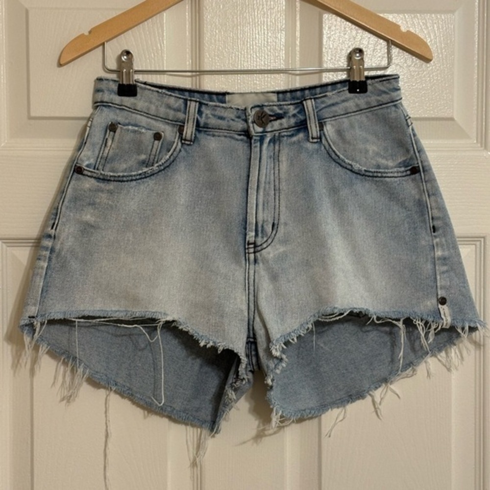 ONE TEASPOON Medium Light Wash - Distressed High Waist Jean Shorts 26